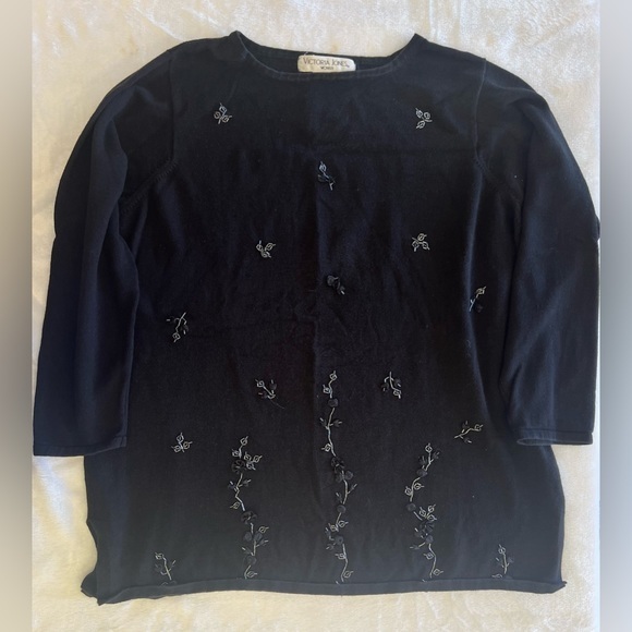 Vintage Victoria Jones Black Roses Beaded Embellished Sweater Sz 2X‎ See Pics - Picture 1 of 6